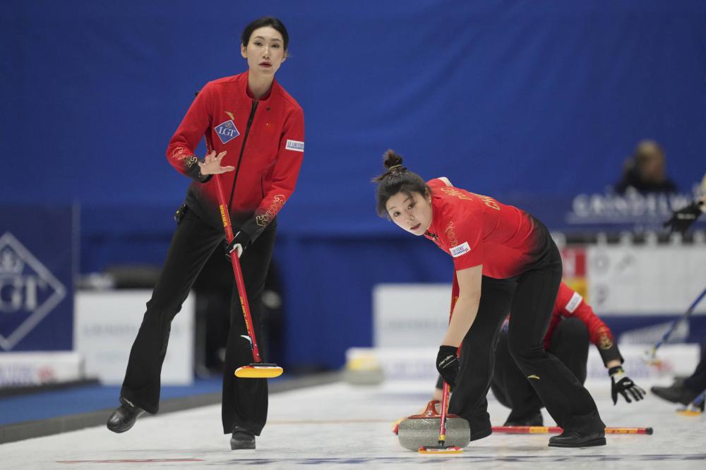 尤尔曼德：安德里希的救险几乎相当于进球；马扎还能继续发展